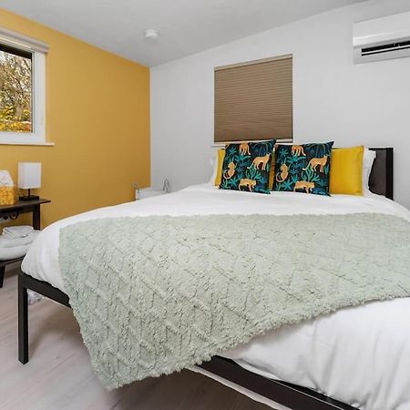 Smart Bungalow: 10-Min To Uf, Central Location Gainesville Exteriör bild