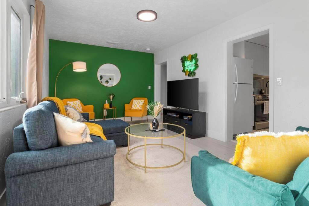 Smart Bungalow: 10-Min To Uf, Central Location Gainesville Exteriör bild